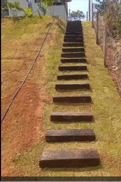 DORMENTES NOVOS E USADOS MADEIRAS RÚSTICAS