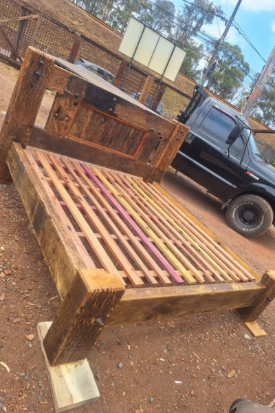 EMPÓRIO-RÚSTICO-PROJETOS-RÚSTICOS-EM-DORMENTES (1)