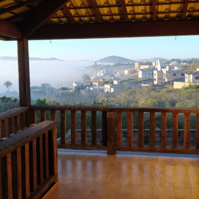 DORMENTES NOVOS E USADOS MADEIRAS RÚSTICAS DORMENTES NOVOS E USADOS MADEIRAS RÚSTICAS